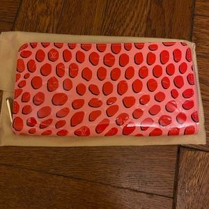 New Louis Vuitton Zippy Wallet Jungle Dots Limited